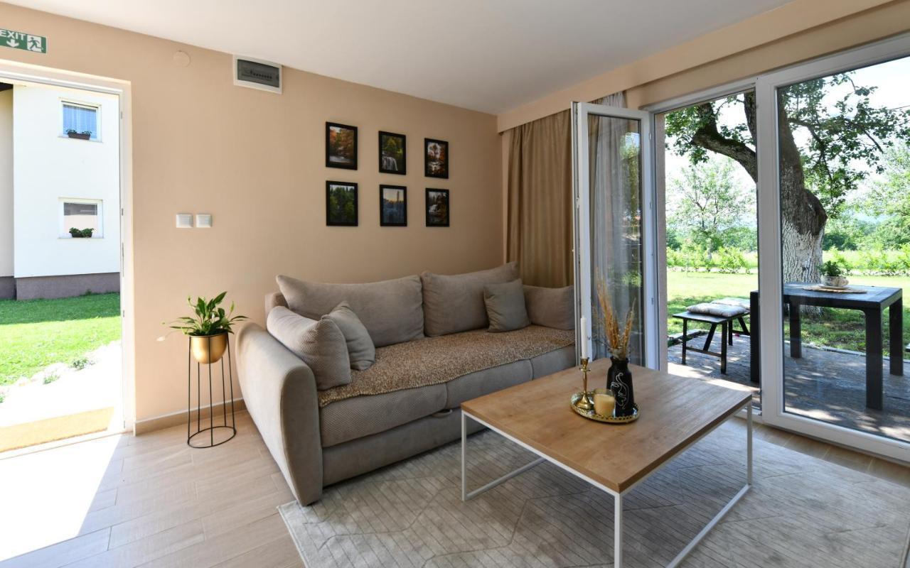 Apartments Green Linden Раковица Екстер'єр фото