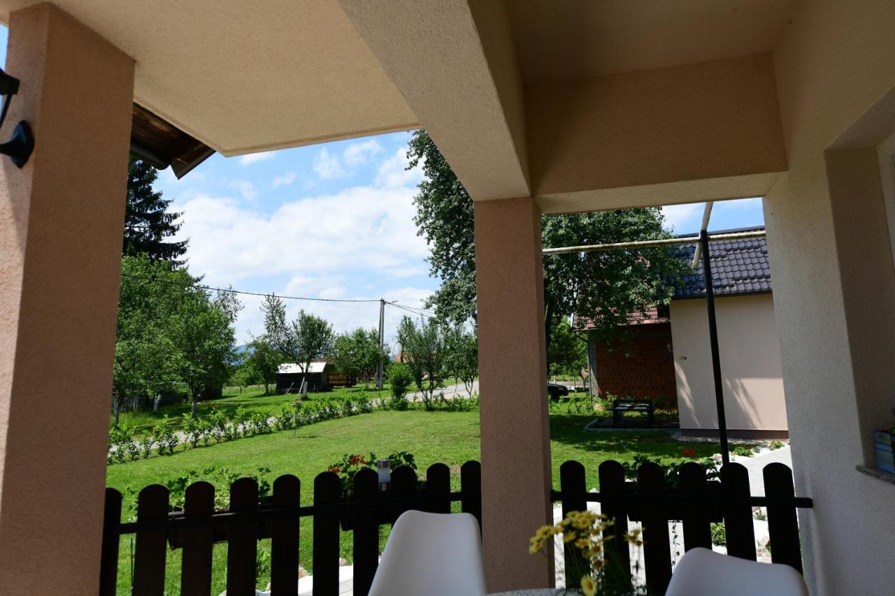 Apartments Green Linden Раковица Екстер'єр фото